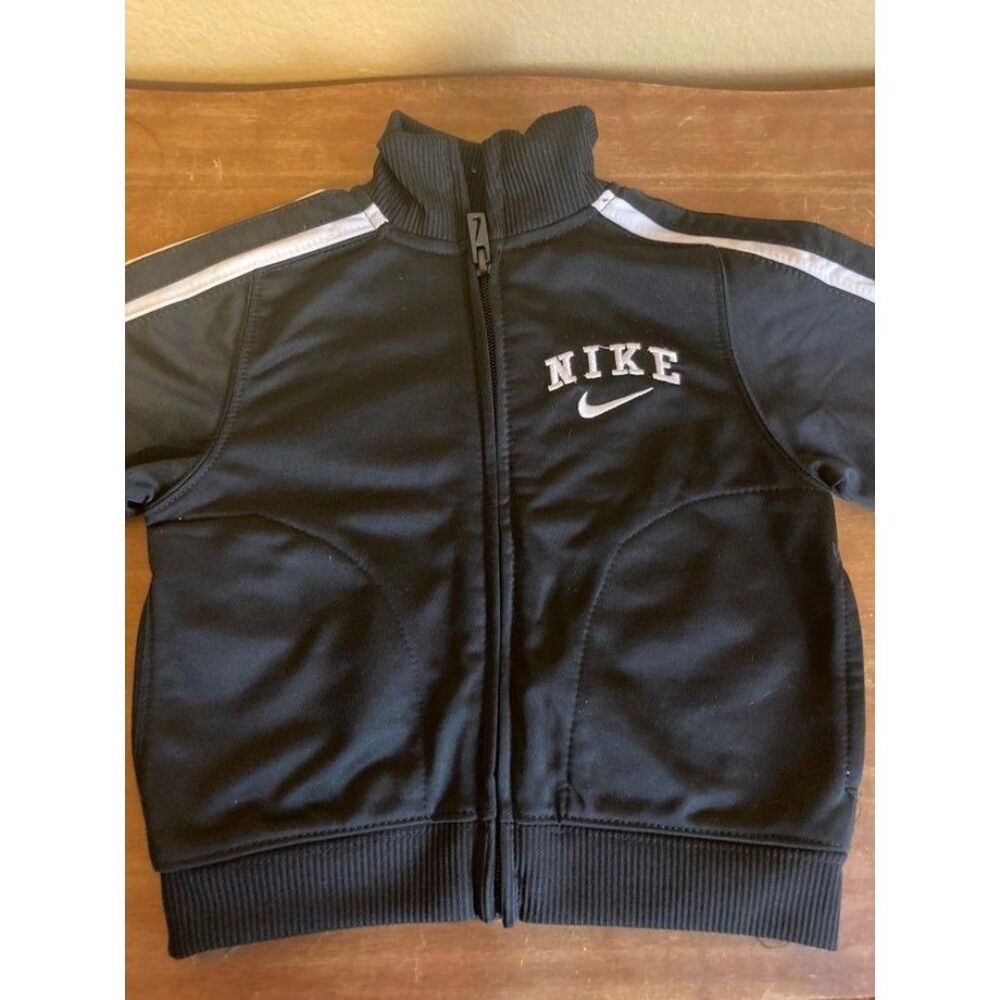 Nike zip up jacket 2T NWT